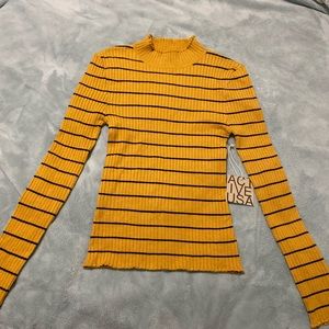 Mustard and navy striped mock neck sweater long sleeve 
Brand: active USA